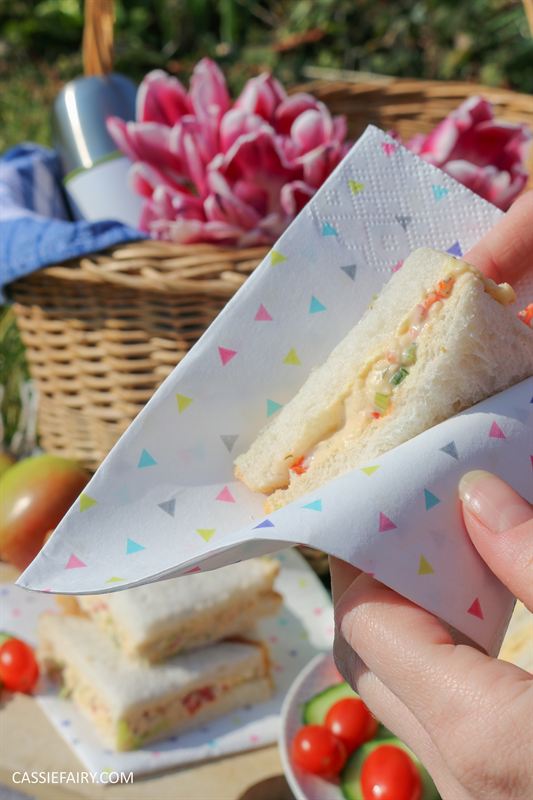 Primula Cheese Crunch Sandwich by Cassie Fairy
